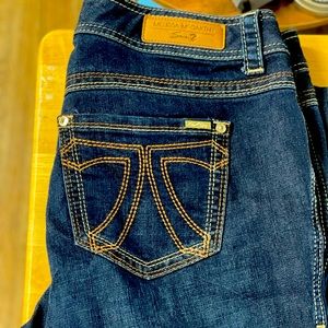 14w regular Women’s seven jeans by Melissa McCarthy.